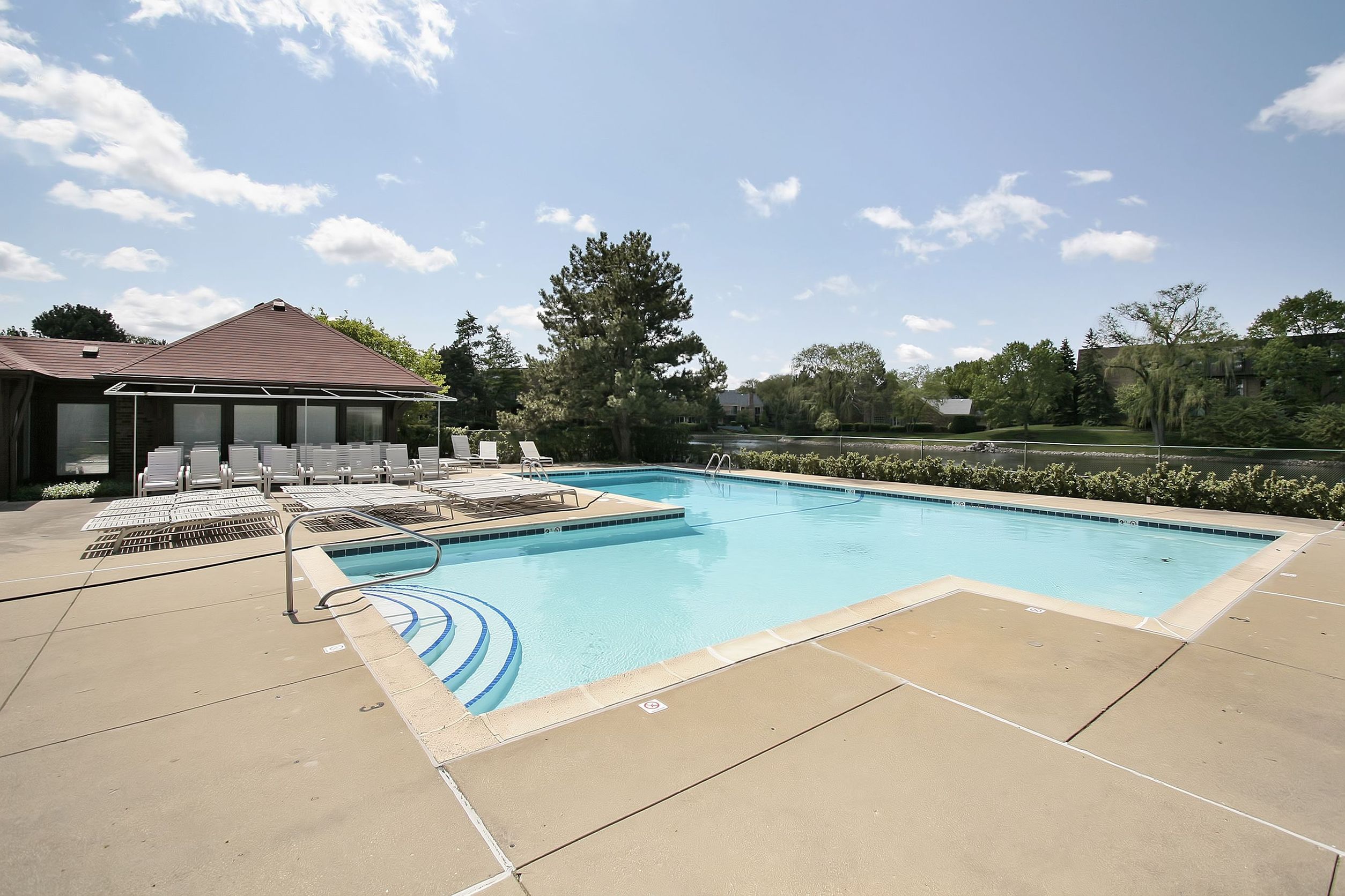 Understanding the Immediate and Long-term Costs of Pool Installation in Pearland