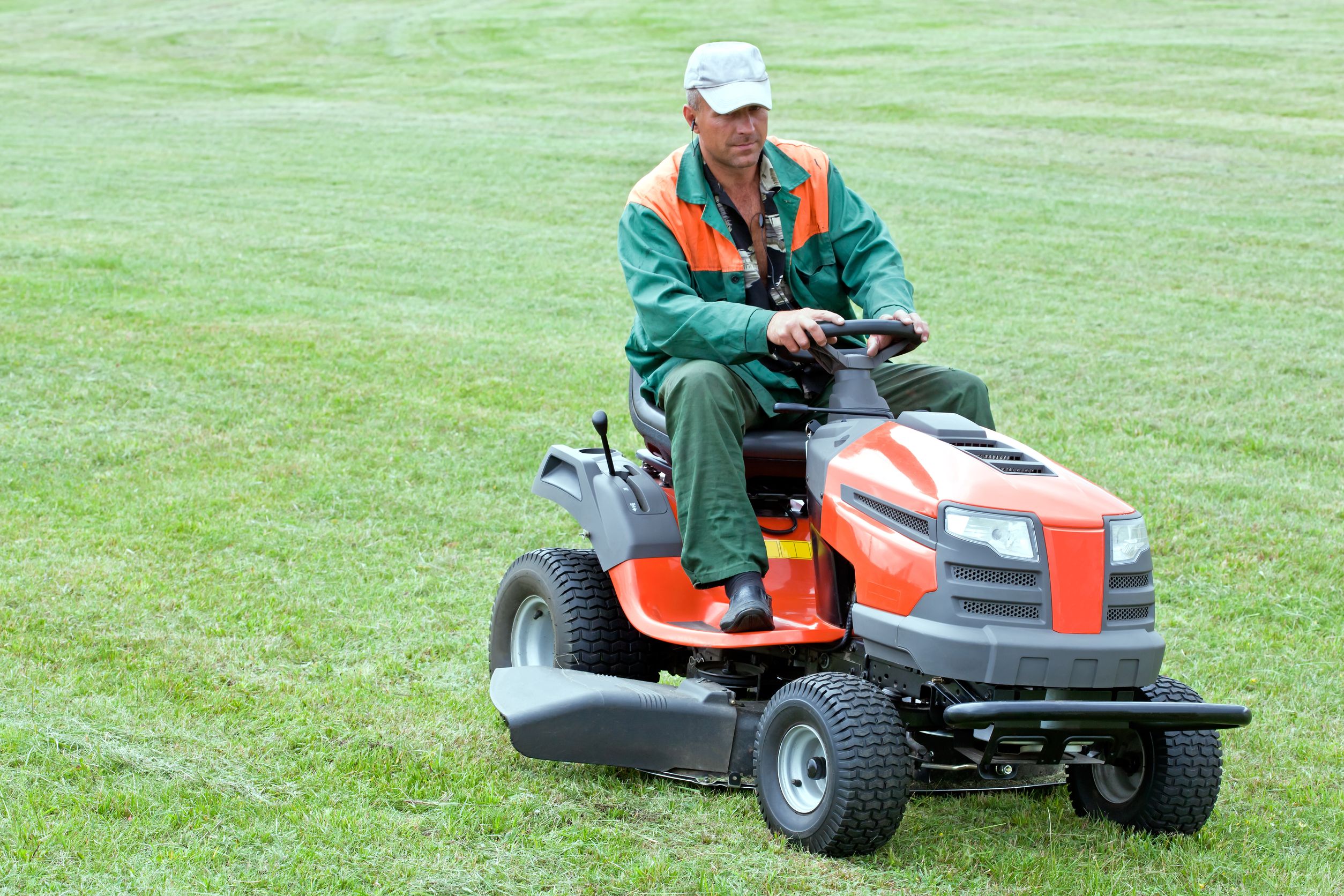 Business Owners Depend On Commercial Landscapers in Burlington, Ontario